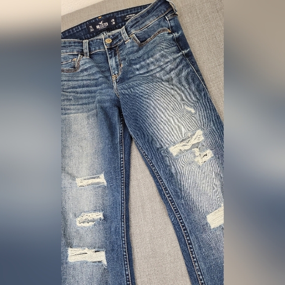 Hollister Low Rise Boot Cut Classic Stretch Jeans. Size 28 - Picture 2 of 12